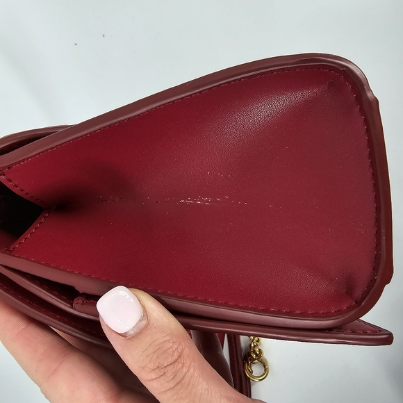 Charles & Keith NEW Red Quilted Crossbody Bag with Coin Case Pouch - Picture 10 of 14